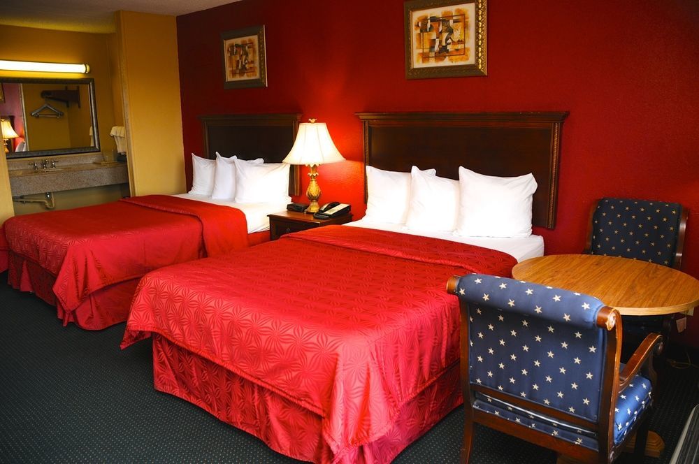 Heritage Inn Milledgeville Exterior photo